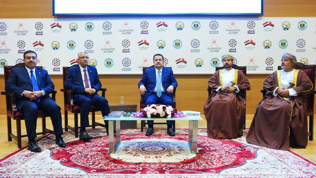 السوداني-يؤكد-سعة-الفرص-الاستثمارية-المتبادلة-في-العراق-وعُمان-لرجال.jpg