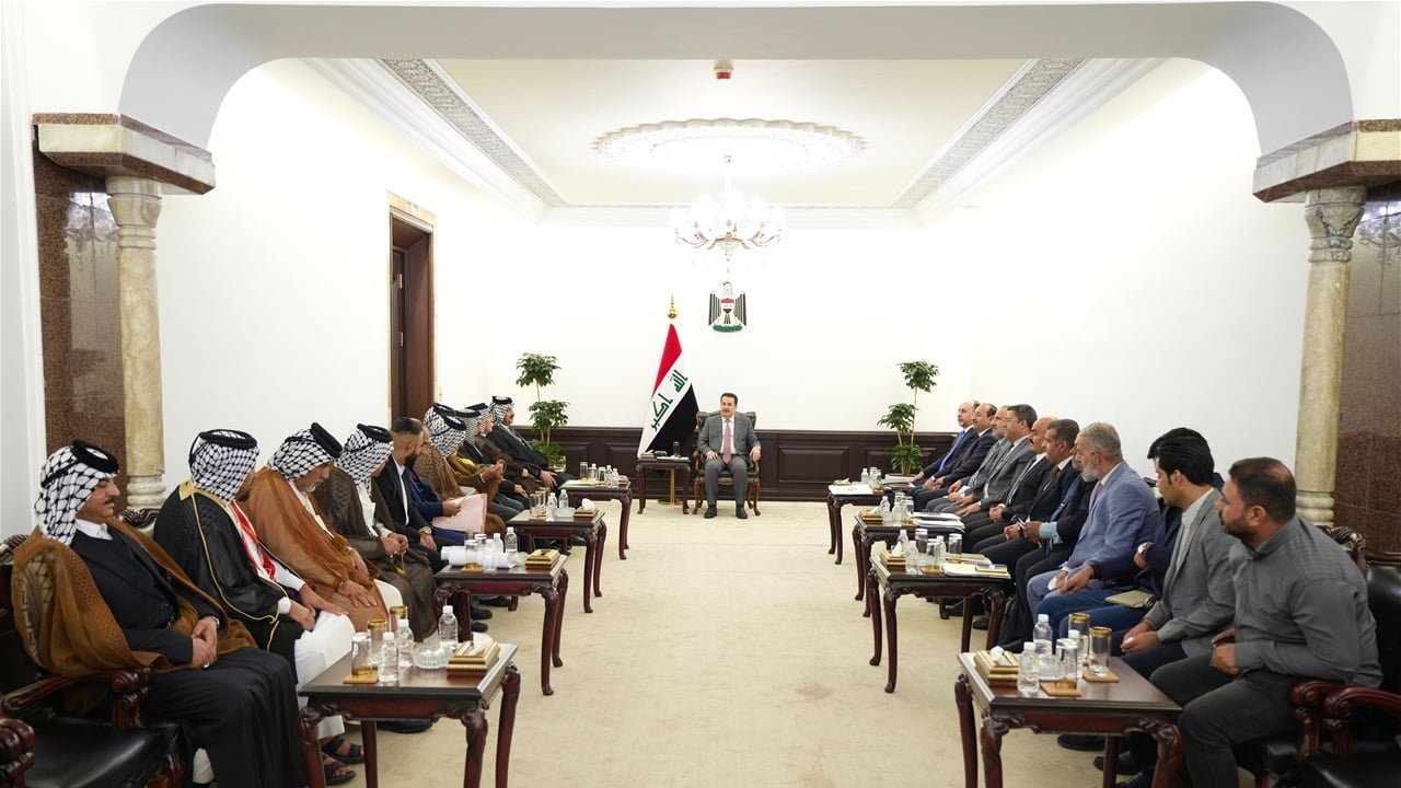 بينها-اعفاء-مسؤول-السوداني-يصدر-12-توجيها-يخص-احد-اقضية.jpg