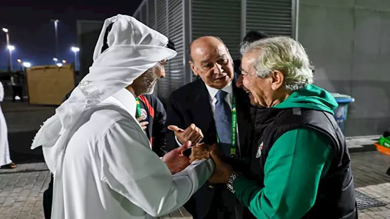 10-صور-لزيارة-وزير-الرياضة-القطري-مران-منتخب-مصر-قبل.webp.webp