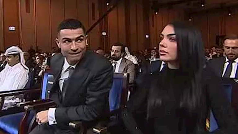 20-صورة-لكريستيانو-رونالدو-وجورجينا-من-حفل-جوائز-جلوب-سوكر.webp.webp