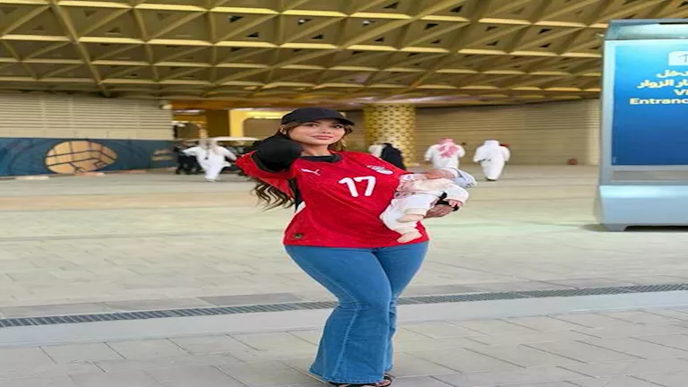 6-صور-لزوجة-النني-الثانية-وابنه-في-مباراة-منتخب-مصر.webp.webp