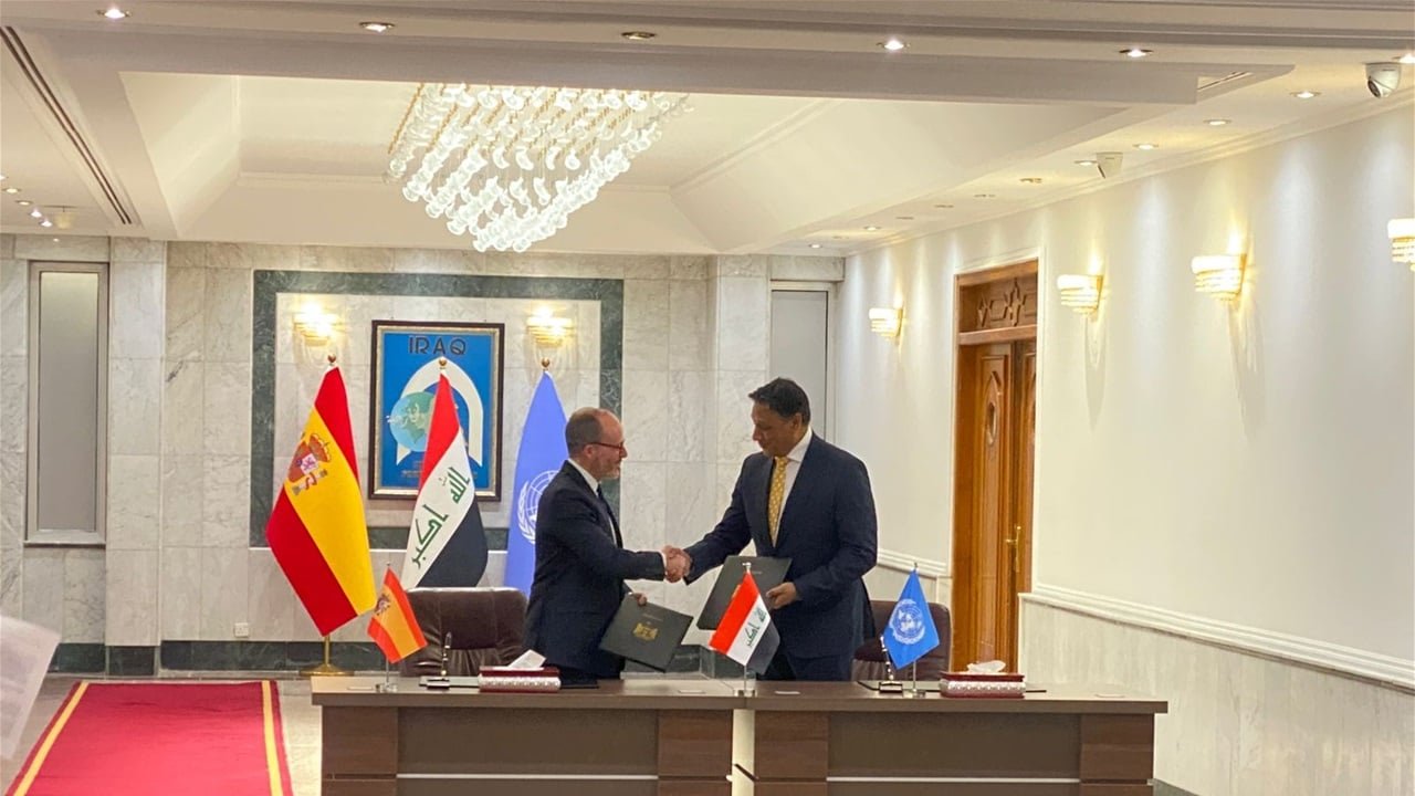 العراق-وإسبانيا-يوقعان-اتفاقية-تخص-العراقيين-في-مخيم-الهول.jpg