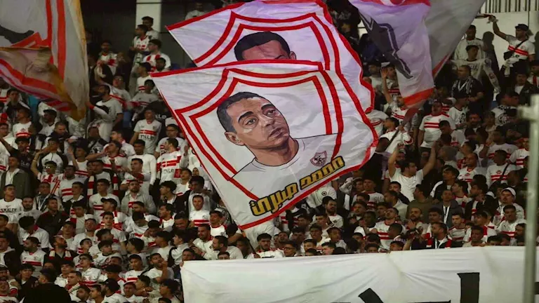 لقطة-جديدة-كيف-كرم-جمهور-الزمالك-رموزه-أمام-كايزر-تشيفز.webp.webp