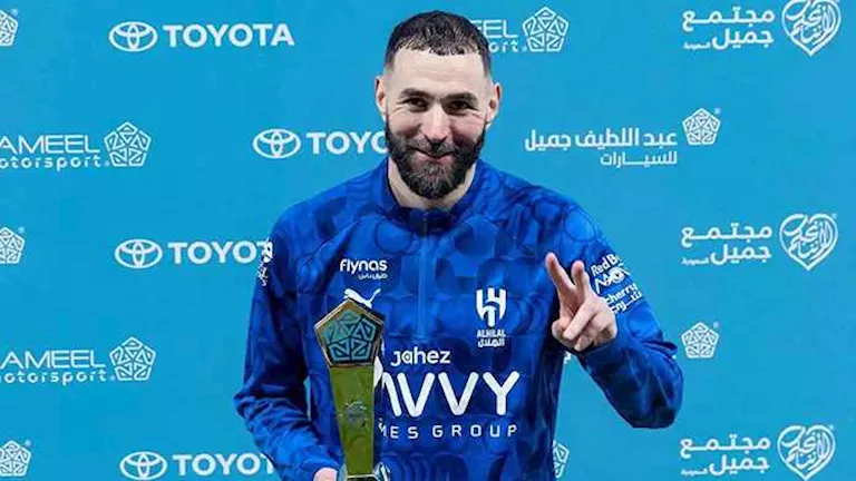 الهلال-السعودي-يعلن-تفاصيل-إصابة-كريم-بنزيما.webp.webp