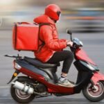 ساعات-طويلة-ودخل-متقلّب-الوجه-الخفي-لخدمات-التوصيل.jpg
