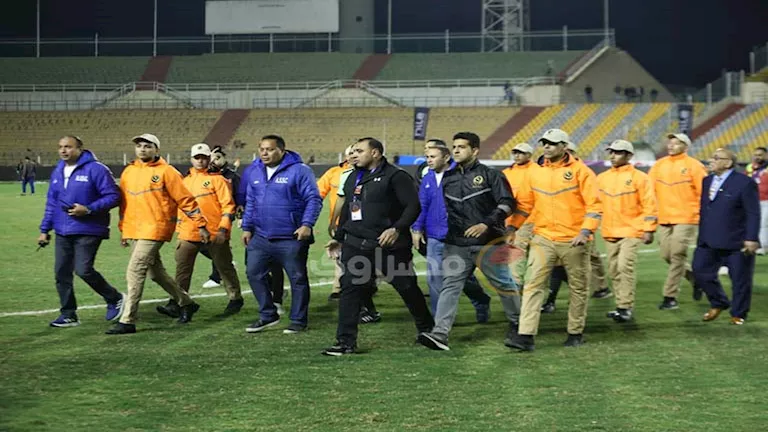 وسط-حراسة-مشددة-خروج-حكم-مباراة-الأهلي-وسيراميكا-بعد-جدل.webp.webp