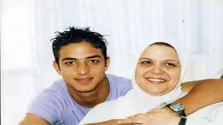17-صورة-نادرة-لـ-أحمد-حسام-ميدو-لاعب-الزمالك-ومنتخب.webp.webp