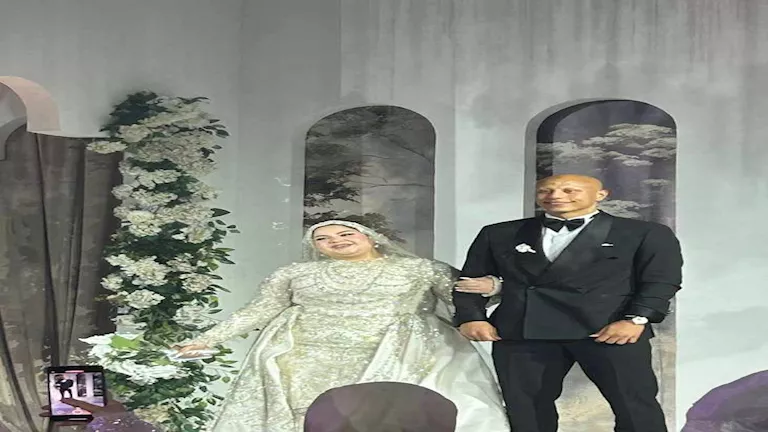 25-صورة-لحفل-زفاف-مدافع-الأهلي-عمرو-الجزاء.webp.webp