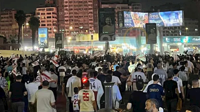 احتفالات-جماهير-الزمالك-بعد-التتويج-بالدوري.webp.webp