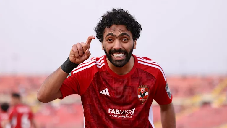 الاهلي-يتمسك-بإستمرار-حسين-الشحات-وتجديد-عقده.webp.webp