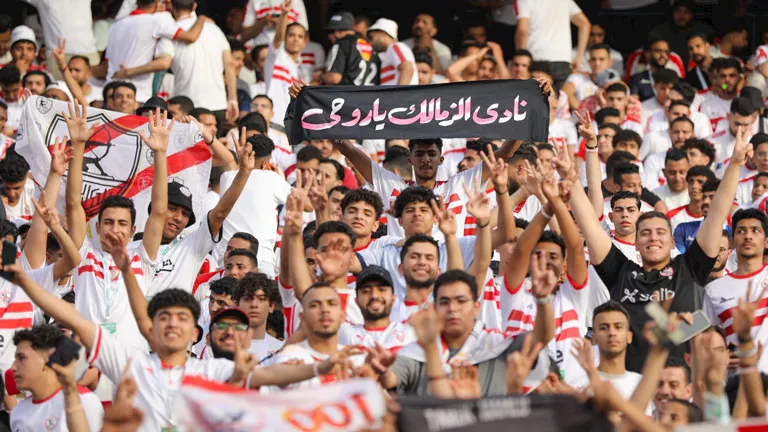 الزمالك-يدعم-جماهيره-بحافلات-مجانية-لمباراة-سموحة-في-الدوري.webp.webp