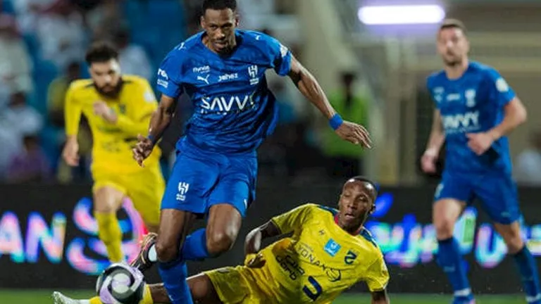 الهلال-يقلص-الفارق-مع-النصر-بثلاثية-نظيفة-على-حساب-الحزم.webp.webp