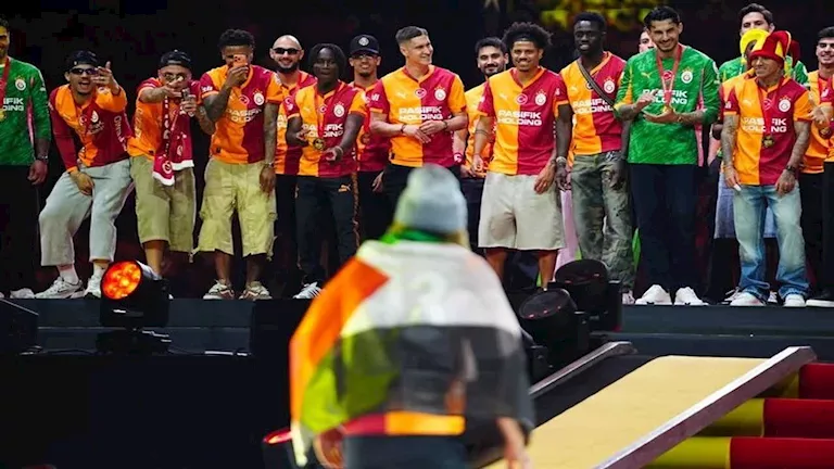 بالصور-والفيديو-لاعب-جلطة-سراي-يسير-على-خطى-لامين-يامال.webp.webp