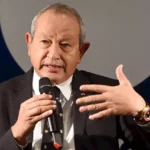 كيف-هنئ-نجيب-ساويرس-شقيقه-بعد-تتويج-أستون-فيلا-بالدوري.webp.webp