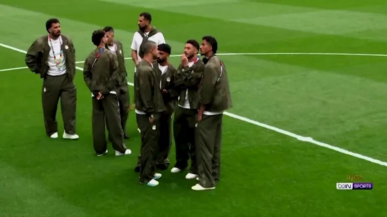 15-صورة-لوصول-لاعبي-منتخب-مصر-لملعب-لومين-فيلد-استعدادا.webp.webp