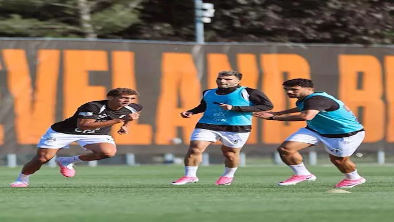 تفاصيل-مران-منتخب-مصر-الجماعي-استعدادا-لمواجهة-البرازيل-وديا.webp.webp