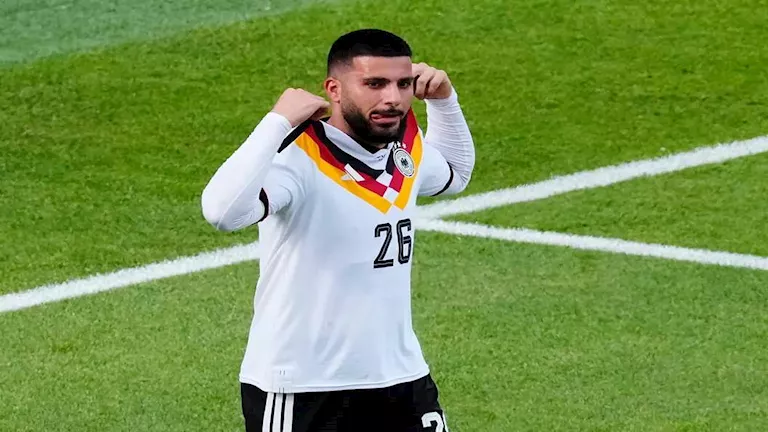 قصة-دينز-أونداف-لاعب-منتخب-ألمانيا.webp.webp