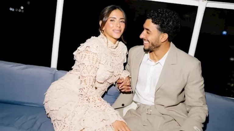من-هى-جيلان-الجباس-زوجة-عمر-مرموش؟.webp.webp