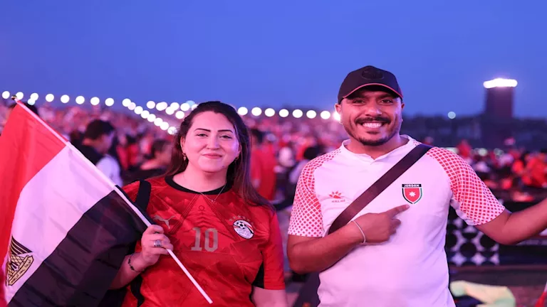15-صورة-ترصد-احتفال-الجماهير-في-الفان-زون-بصعود-مصر.webp.webp