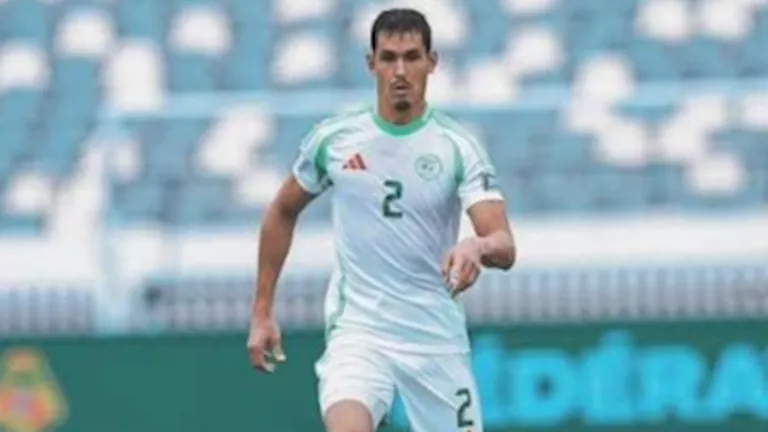 بعد-123-مباراة-ماندي-يعتزل-اللعب-الدولي-مع-الجزائر.webp.webp