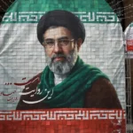 خامنئي-يجدد-دعم-حزب-الله-ويربط-أي-تفاهم-مع-واشنطن.webp.webp