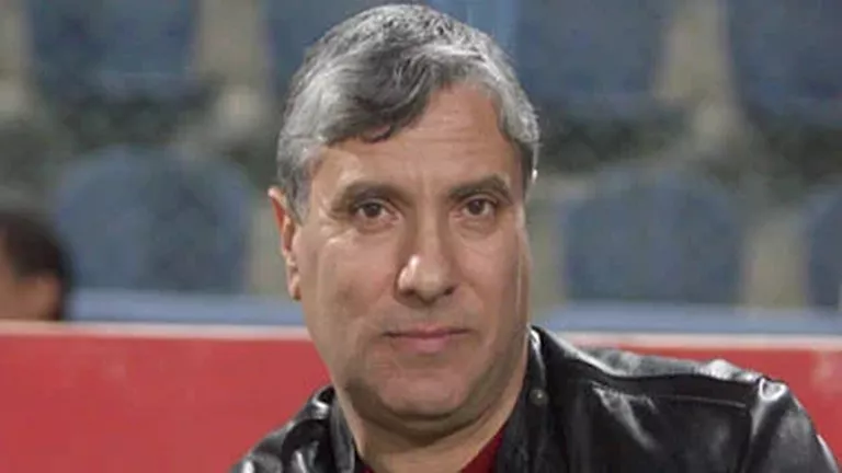 عبد-الناصر-محمد-يعتذر-عن-منصب-مدير-الكرة-بالزمالك.webp.webp