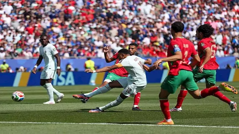 فرنسا-تعبر-المغرب-بثنائية-وتتأهل-إلى-نصف-نهائي-كأس-العالم.webp.webp