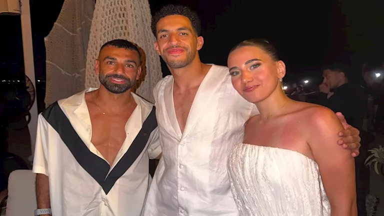 محمد-صلاح-ينشر-صورة-من-عقد-قران-مصطفى-شوبير.webp.webp