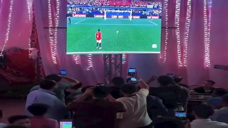 من-القاعات-إلى-الشوارع-تأهل-منتخب-مصر-يشعل-حفلات-الزفاف.webp.webp