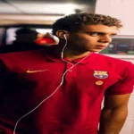 وصول-لاعبي-برشلونة-إلى-ملعب-سانت-أندور-لمواجهة-برمنجهام.webp.webp