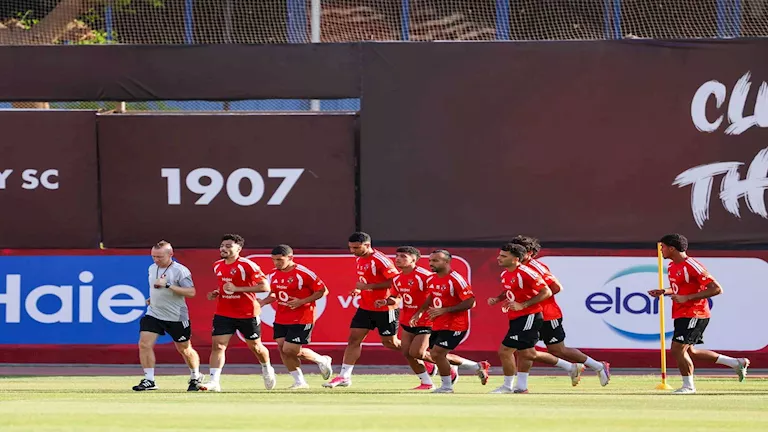25-صورة-لمران-الأهلي-استعدادا-لمواجهة-زد-في-الدوري-المصري.webp.webp