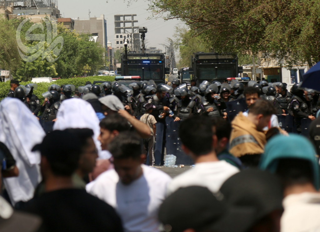 التعيين-المؤجل-يشعل-احتجاجات-خريجي-المهن-الطبية-في-بغدادصور.png
