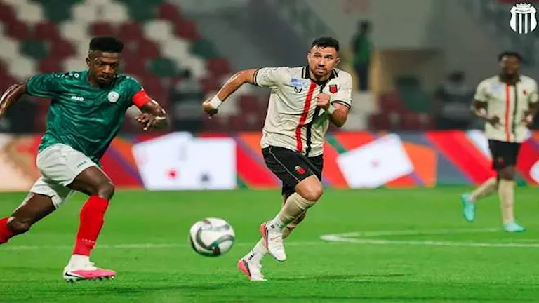 الرياض-السعودي-يتلقى-الهزيمة-بثنائية-أمام-الاتفاق-بالدوري.webp.webp