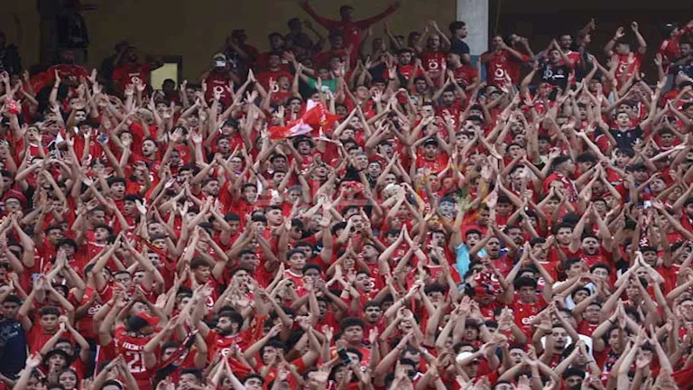 جماهير-الأهلي-تدعم-لاعبي-الفريق-قبل-مواجهة-زد-بالدوري.webp.webp