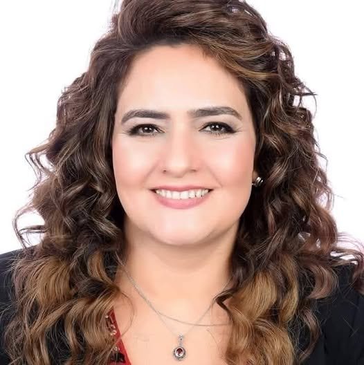 د-شيرين-العدوى-تسلط-الضوء-علي-الاختناق-الاقتصادي.jpg