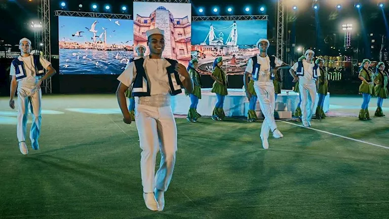 رحلة-الرياضة-من-الفراعنة-إلى-الآن-أوبريت-أولمبياد-الشركات-ببورسعيد.webp.webp