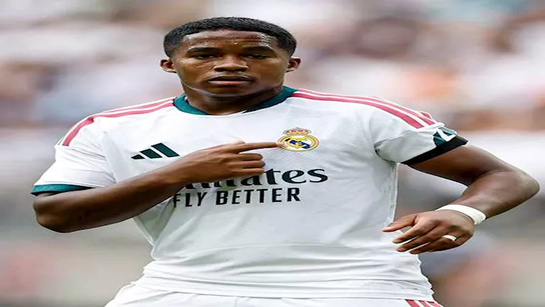 ريال-مدريد-يتعادل-مع-فيورنتينا-الإيطالي-وديا.webp.webp