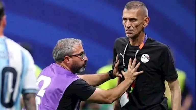 فيفا-يوقف-مدرب-حراس-منتخب-مصر-ويغرمه-50-ألف-دولار.webp.webp