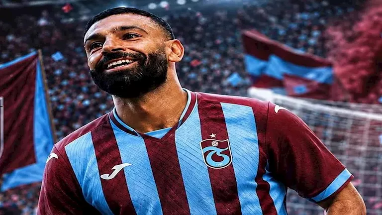 محمد-صلاح-يصل-إلى-تركيا-لاستكمال-إجراءات-انتقاله-وسط-استقبال.webp.webp