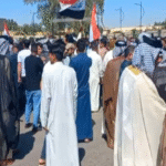 مزارعو-واسط-يغلقون-حقل-الأحدب-بـالجرارات-والمناجل-احتجاجاً-على-رفع.png