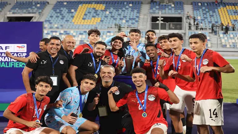 10-صور-ترصد-احتفال-لاعبي-منتخب-مصر-للشباب-بالتتويج-ببطولة.webp.webp