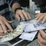 العملة-الإيرانية-تواصل-الانهيار-امام-الدولار.webp.webp