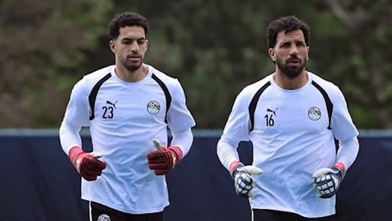 شوبير-يتفوق-في-مواجهات-القمة-ماذا-قدم-حارسا-الأهلي-والزمالك.webp.webp