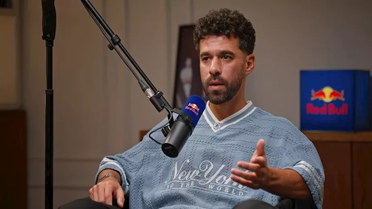 عبد-الله-السعيد-يكشف-سبب-ارتفاع-رواتب-لاعبي-الدوري.webp.webp