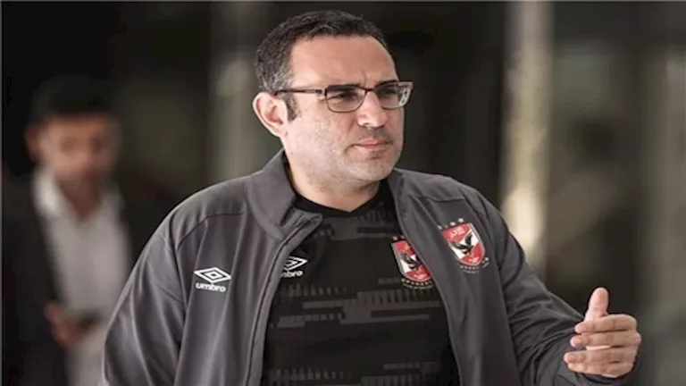 مشادة-بين-محمد-الدماطي-عضو-مجلس-إدارة-الأهلي-وأحد-مشجعي.webp.webp