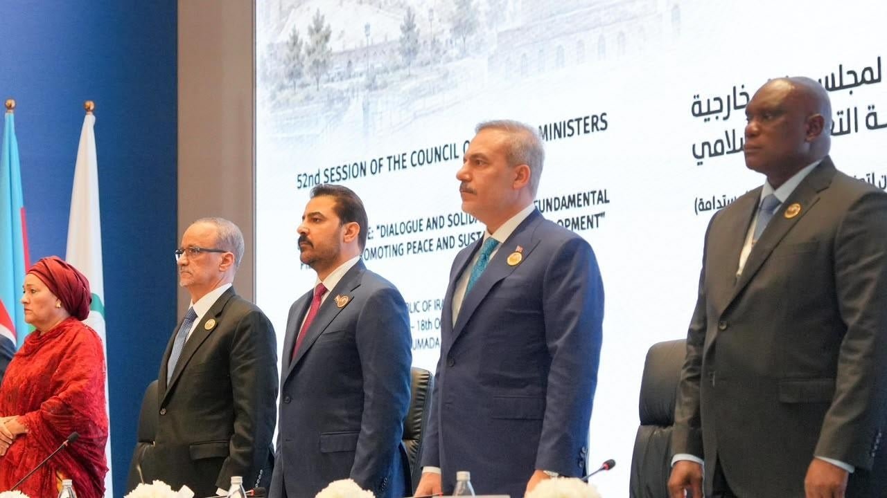 ندعو-إلى-حرية-التجارة-وضمان-انسيابية-النقل-في-الممرات.jpeg